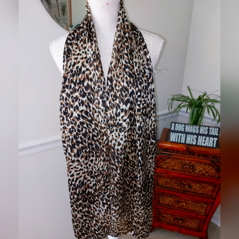 SCARF Ladies Leopard print scarf